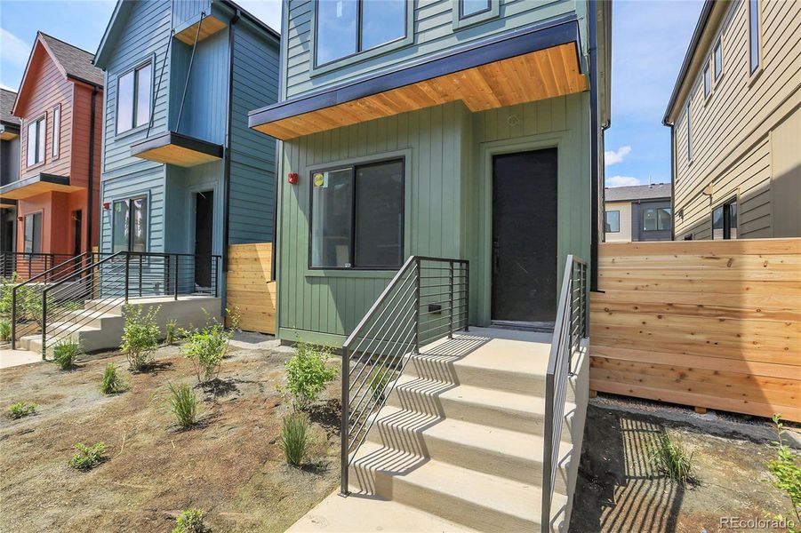 Exterior details and patio area of a home in , Erie (Image 4).