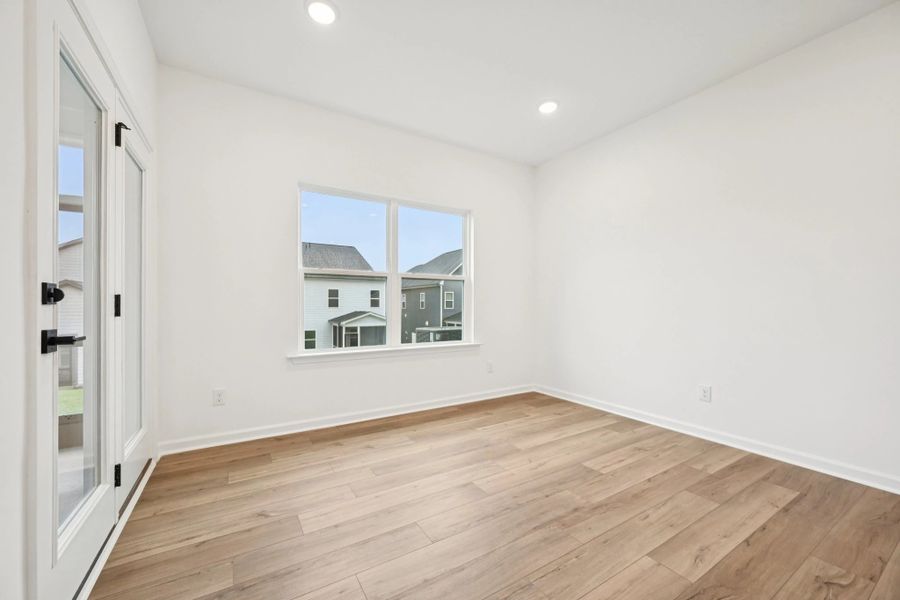 Representative images and renderings are for illustrative purposes. Actual structural options and design finishes of home may vary. Representative images and renderings are for illustrative purposes. Actual structural options and design finishes of home may vary.
