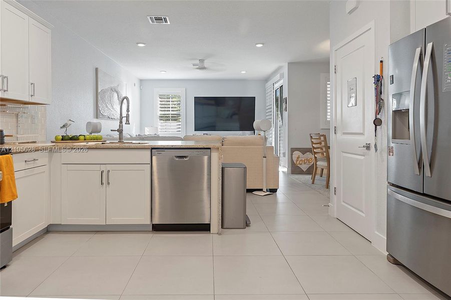 Furnished interior view inside a new home in , Pembroke Pines (Image 9).