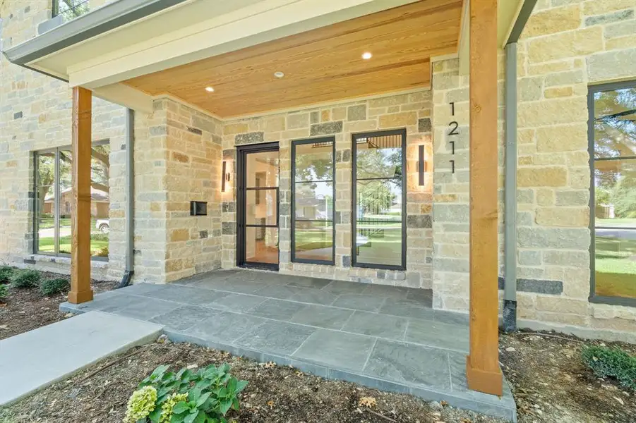 Exterior details and patio area of a home in , Richardson (Image 3).