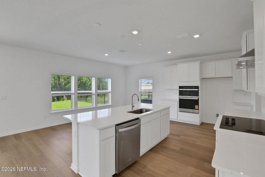 Furnished interior view inside a new home in Hyland Trail, Green Cove Springs (Image 12).
