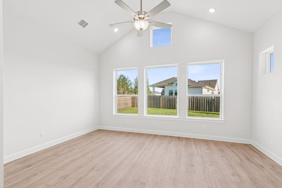 Spacious, unfurnished interior of a new home in Colton 45' Homesites, Todd Mission (Image 32).