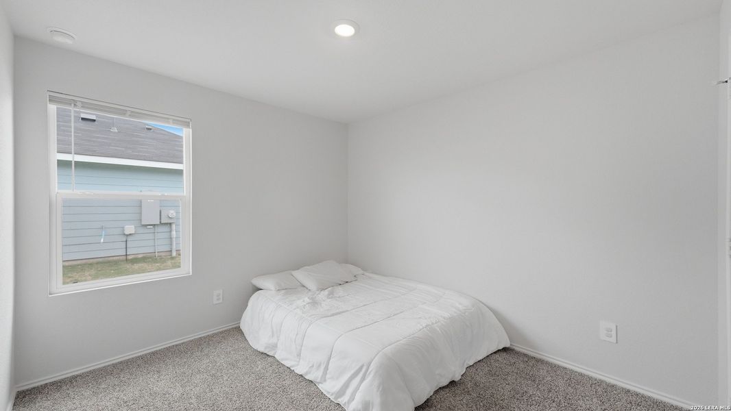 Furnished interior view inside a new home in Ladera, Luling (Image 7).