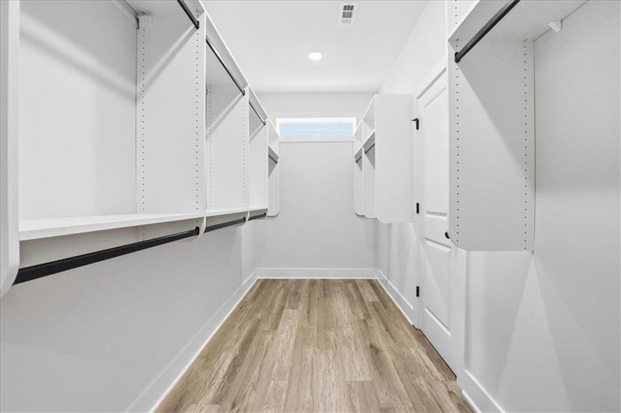 Spacious, unfurnished interior of a new home in , Buford (Image 38). Spacious, unfurnished interior of a new home in , Buford (Image 38).