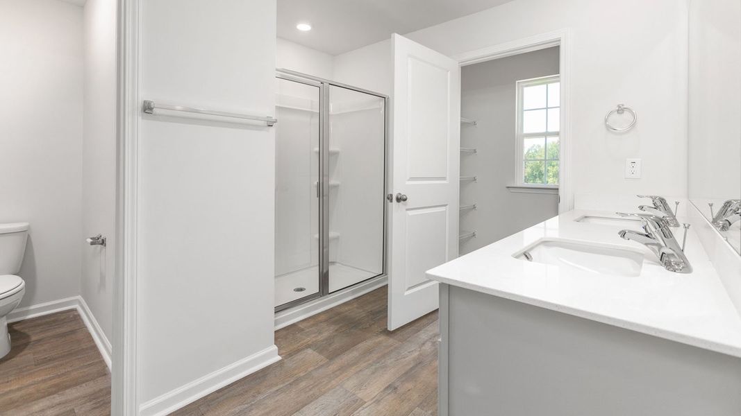 Representative furnished interior of a home built from the Hayden by D.R. Horton in Country Creek, Lexington (Image 9).