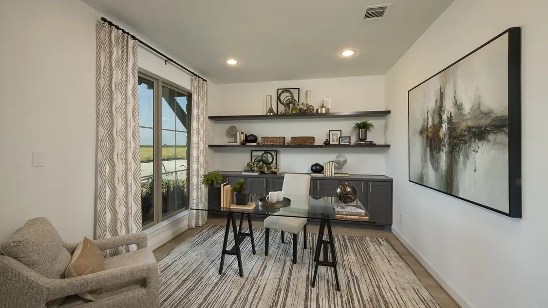 Furnished interior view inside a new home in Cross Creek Ranch 65', Fulshear (Image 3). Furnished interior view inside a new home in Cross Creek Ranch 65', Fulshear (Image 3).