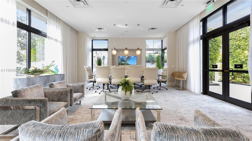 Community amenities in , Doral (Image 28).