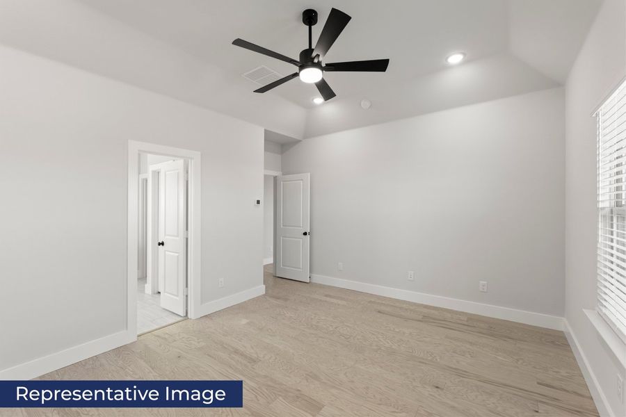 Representative unfurnished interior of a home built from the Monroe Select 2F by First Texas Homes in The Villages of Hurricane Creek, Anna (Image 10).