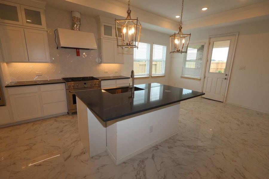 Furnished interior view inside a new home in Grand Oaks, Mont Belvieu (Image 7).