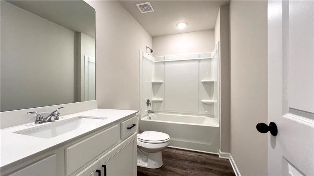 Furnished interior view inside a new home in , Braselton (Image 11).
