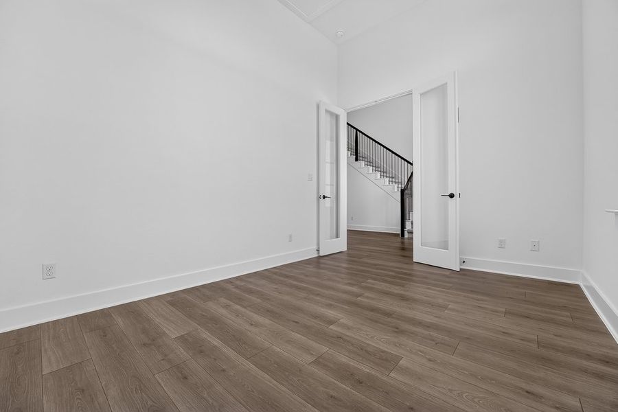 Spacious, unfurnished interior of a new home in Santa Rita Ranch, Liberty Hill (Image 38).
