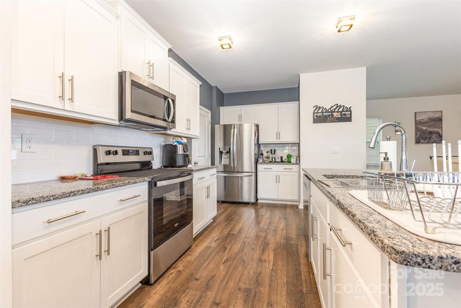 Furnished interior view inside a new home in Fergus Crossing, York (Image 33). Furnished interior view inside a new home in Fergus Crossing, York (Image 33).