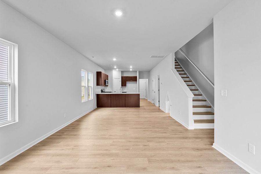 Spacious, unfurnished interior of a new home in Hanes Lake, Winston-Salem (Image 21).