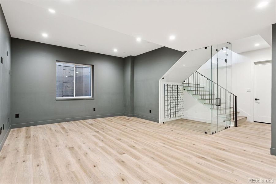 Spacious, unfurnished interior of a new home in , Denver (Image 28).