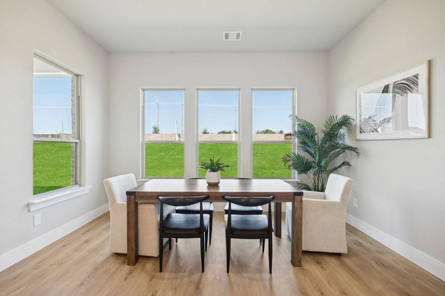 Representative furnished interior of a home built from the Belmont by Centre Living Homes in Lakeway Estates, Waxahachie (Image 13).