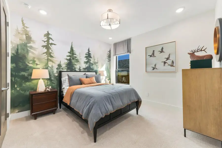 Crown Bedroom 3