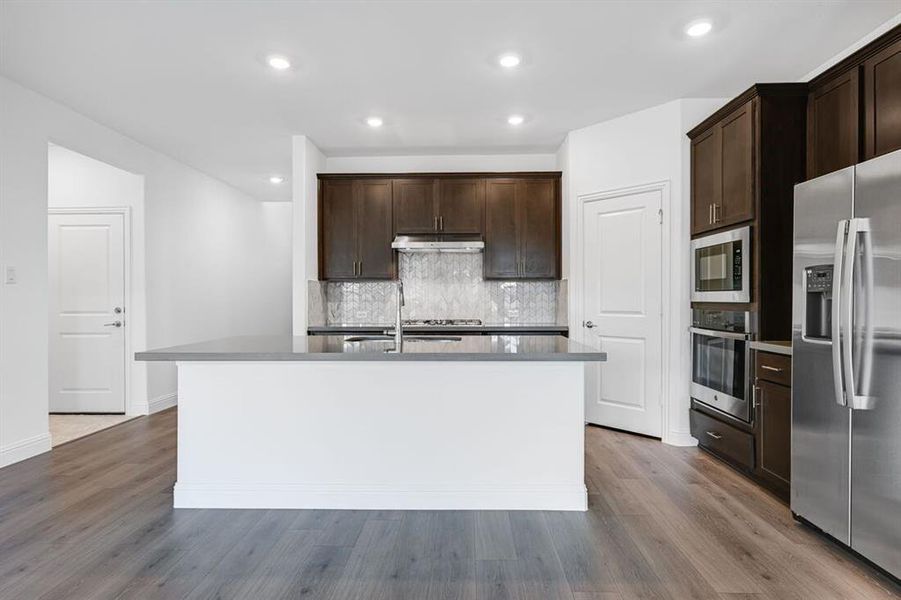 1453 Zapateado Way ~ Ready Now