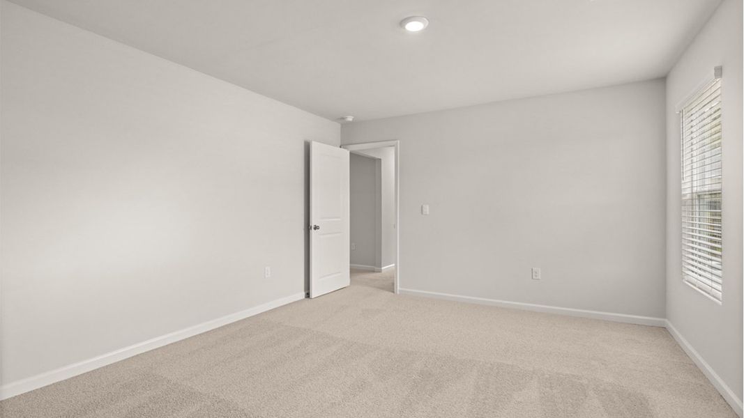 Representative unfurnished interior of a home built from the Mansfield by D.R. Horton in Highland Hills, Graniteville (Image 27).