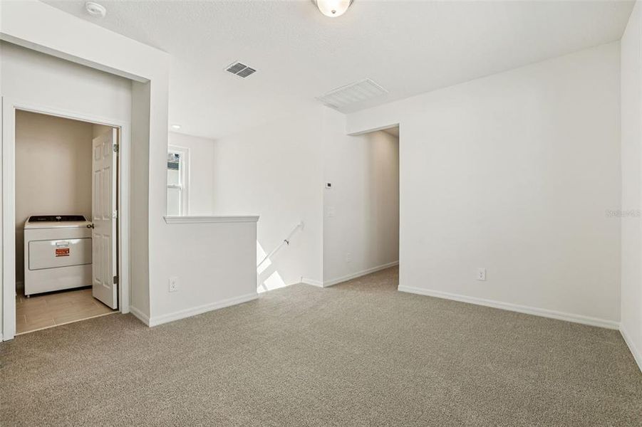 Spacious, unfurnished interior of a new home in The Meadow at Crossprairie Bungalows, St. Cloud (Image 23).