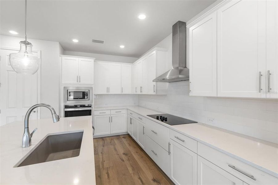 Furnished interior view inside a new home in Chapel Crossings, Wesley Chapel (Image 3). Furnished interior view inside a new home in Chapel Crossings, Wesley Chapel (Image 3).