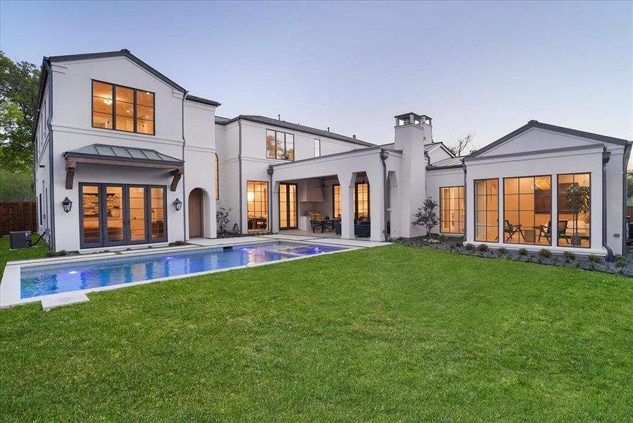 Exterior details and patio area of a home in , Dallas (Image 30).