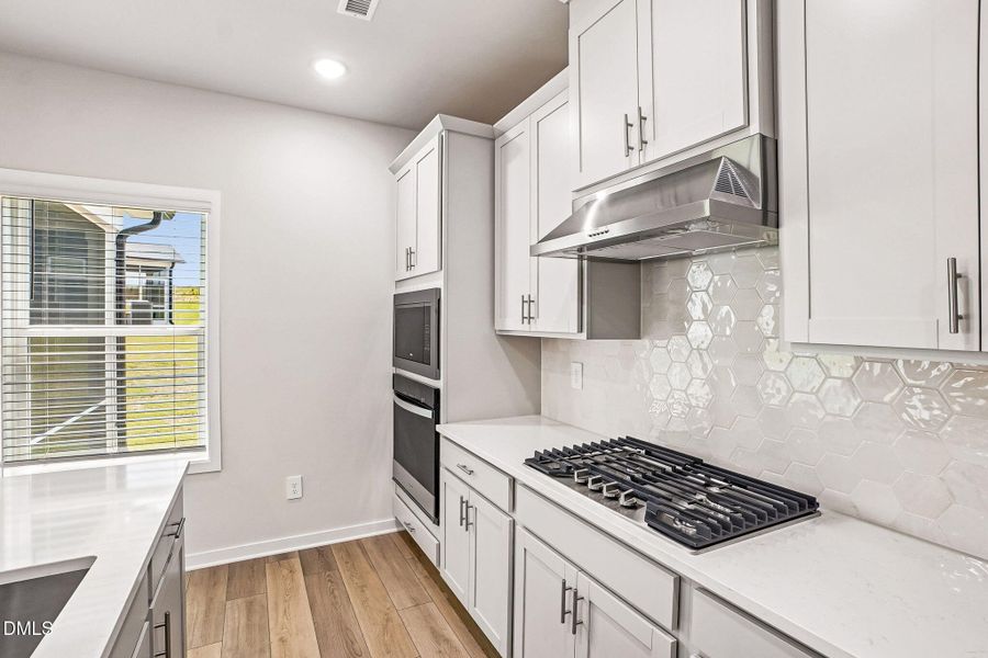 7 - Kitchen 7 - Kitchen