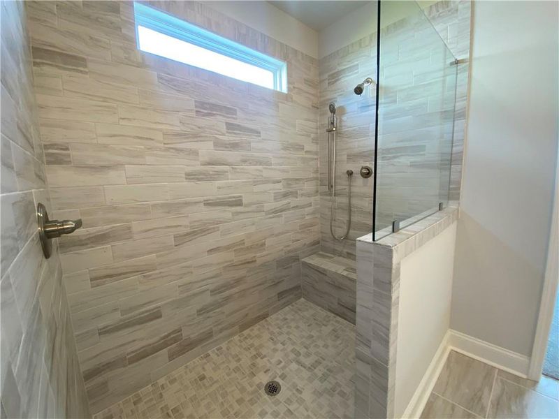 Furnished interior view inside a new home in , Jefferson (Image 32).