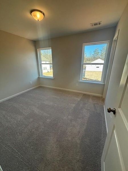 Spacious, unfurnished interior of a new home in Edenglen, Buford (Image 22).
