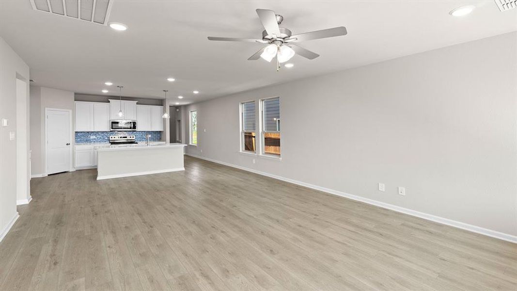 Holbrook ll Floorplan 7