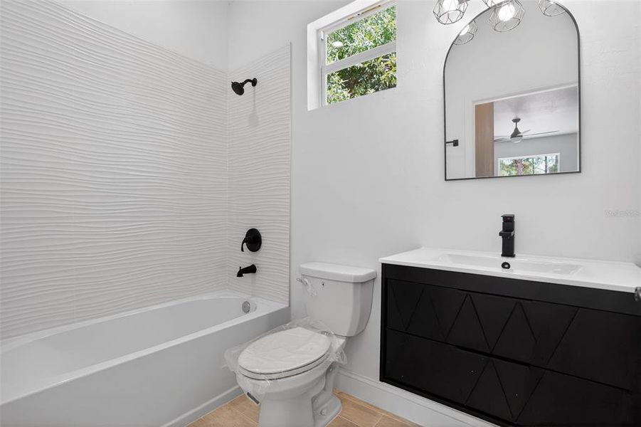 Furnished interior view inside a new home in , Lehigh Acres (Image 6).