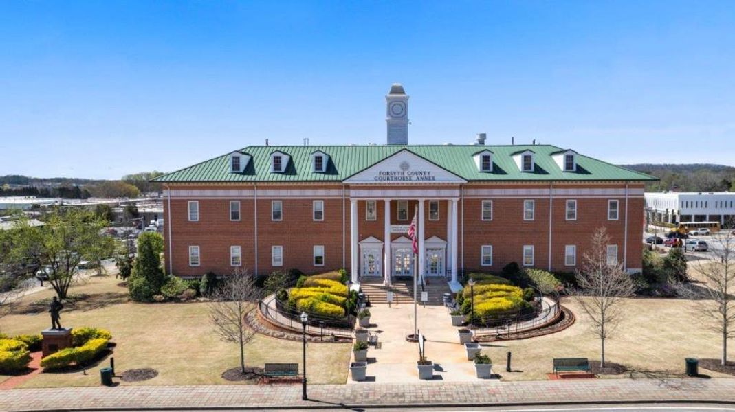 Front exterior of a new home in Haven Abbey, Cumming, GA, highlighting curb appeal (Image 33).