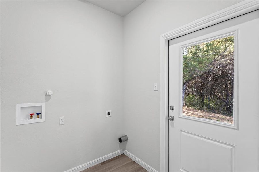 Spacious, unfurnished interior of a new home in , Rio Vista (Image 22).