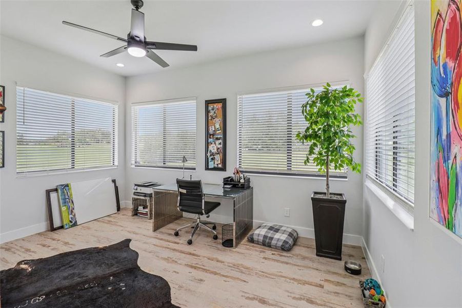 Furnished interior view inside a new home in , Tavares (Image 27).