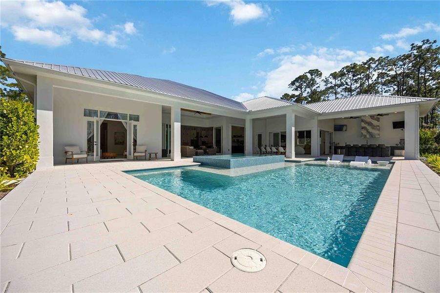 Exterior details and patio area of a home in , Port Charlotte (Image 21).