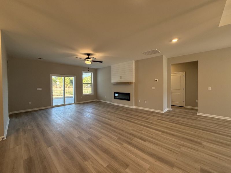 Spacious, unfurnished interior of a new home in Westwood Reserve, Conway (Image 14).