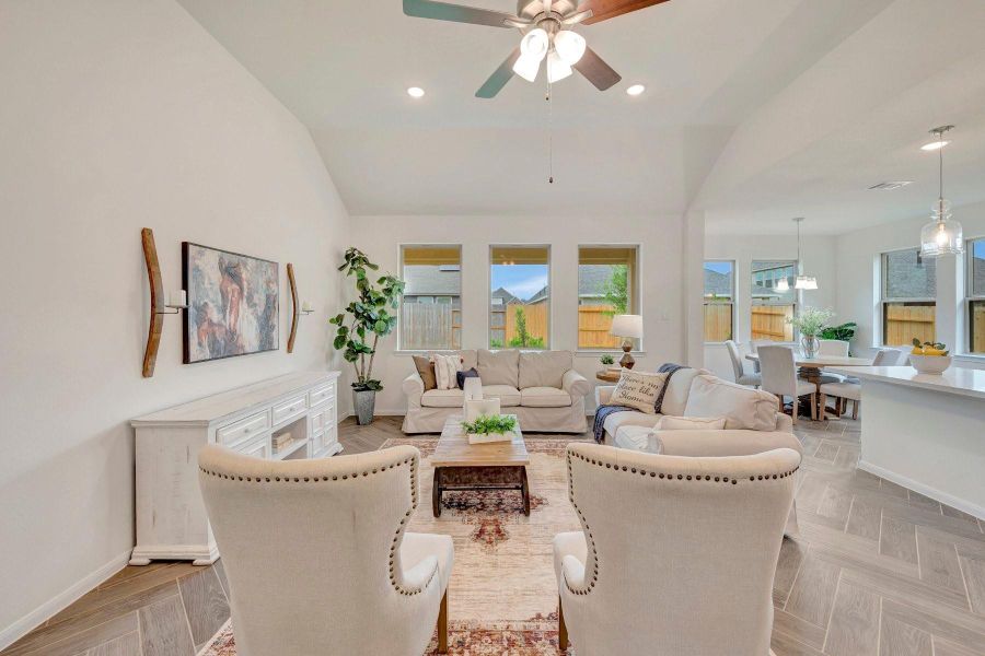 Open floorplan Open floorplan