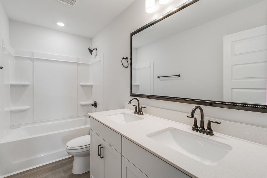 Furnished interior view inside a new home in Pebble Branch, Chapin (Image 15).