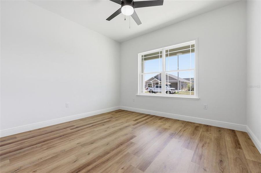 Spacious, unfurnished interior of a new home in Grand Oaks, Gainesville (Image 15).