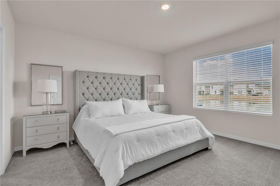 Furnished interior view inside a new home in Star Farms at Lakewood Ranch, Bradenton (Image 8).
