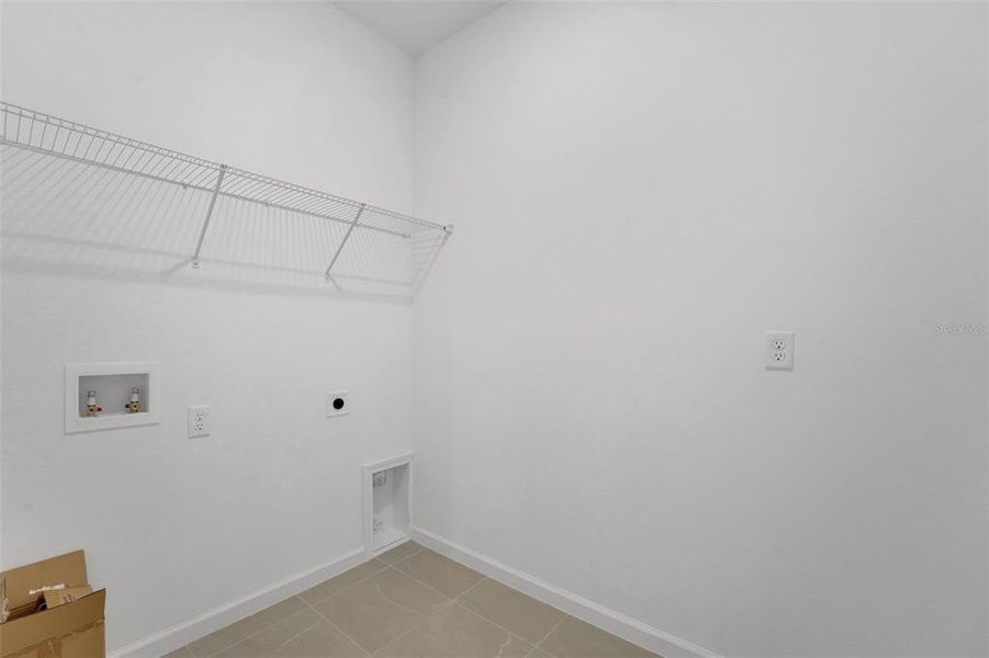 Spacious, unfurnished interior of a new home in Willowbrook North, Winter Haven (Image 26). Spacious, unfurnished interior of a new home in Willowbrook North, Winter Haven (Image 26).