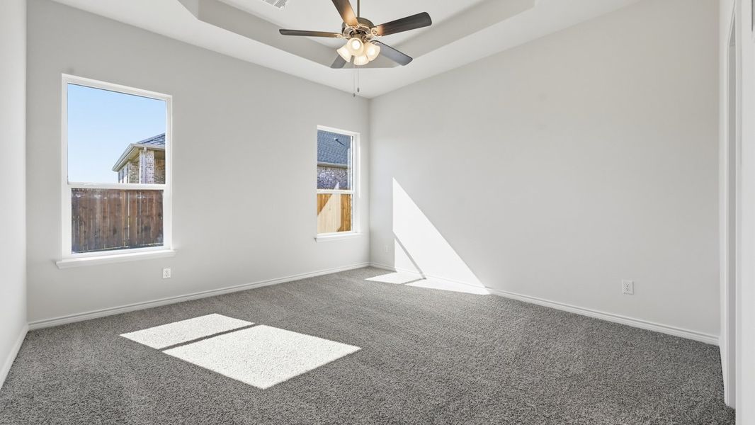 Spacious, unfurnished interior of a new home in The Woods at Lindsey Place, Anna (Image 6).