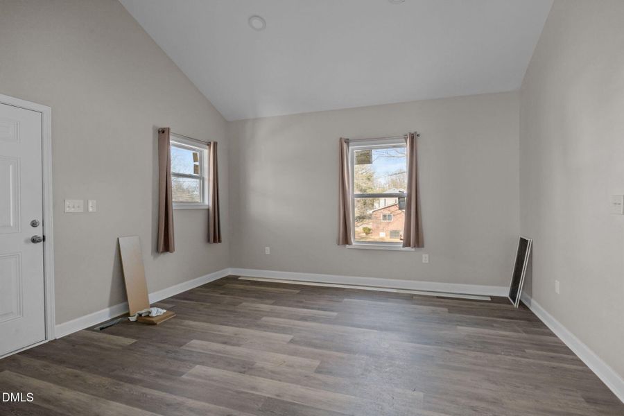 24-web-or-mls-1105 8th St HDR 009