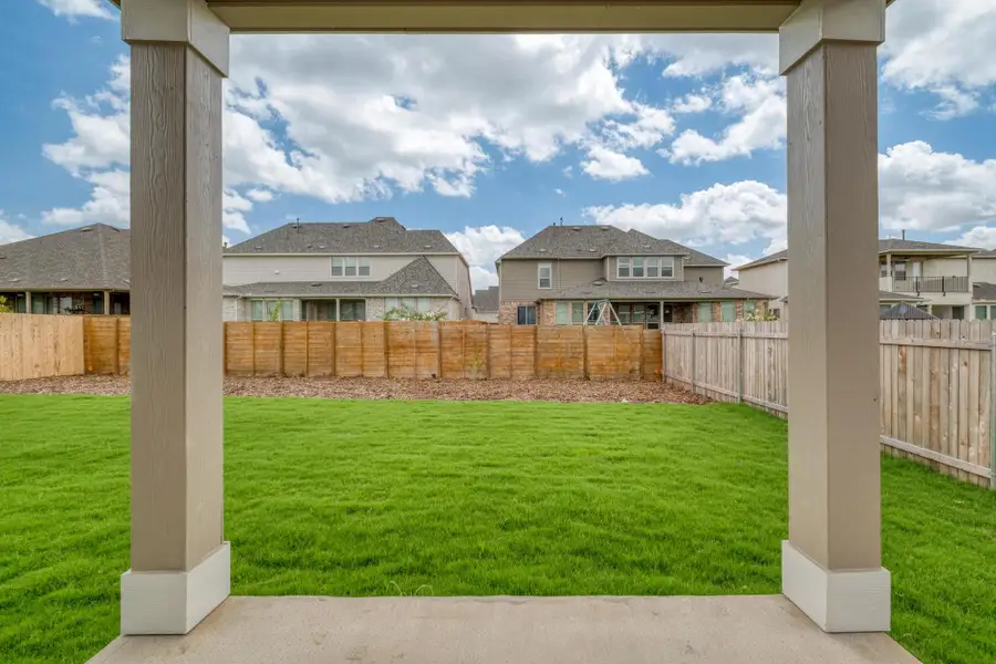 Image 32 of a home in River Bluff. Image 32 of a home in River Bluff.