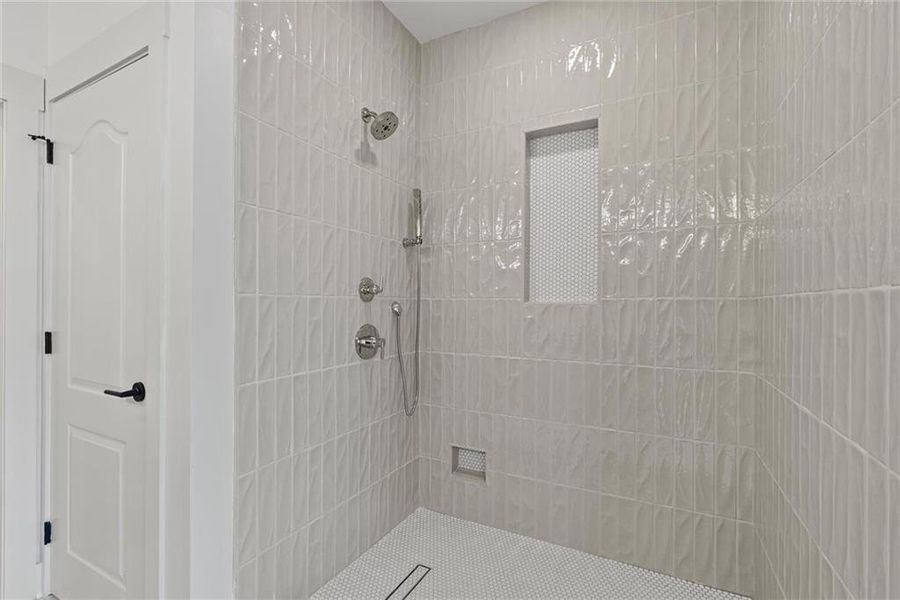 Close-up of interior finishes inside a home in , Peachtree City (Image 17).
