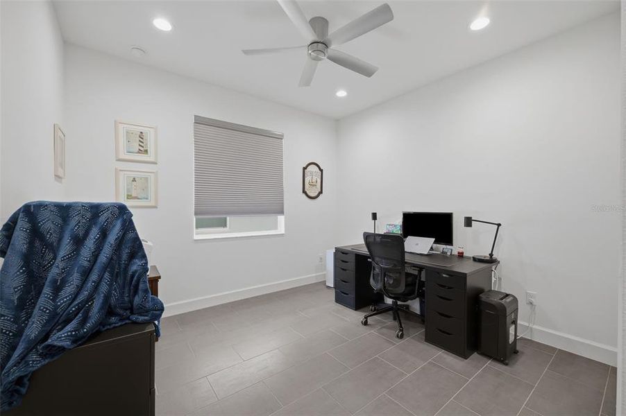 Furnished interior view inside a new home in , Wesley Chapel (Image 17).