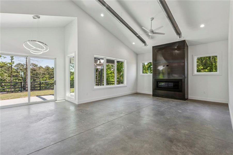 Spacious, unfurnished interior of a new home in , Marietta (Image 21).