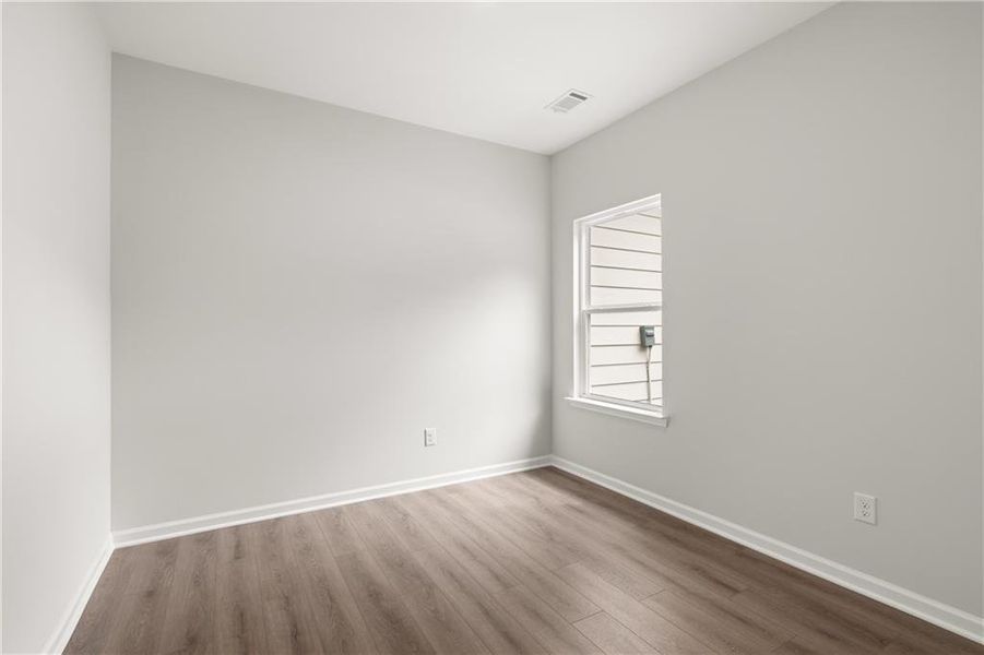 Spacious, unfurnished interior of a new home in Greene Farm, Cartersville (Image 35).