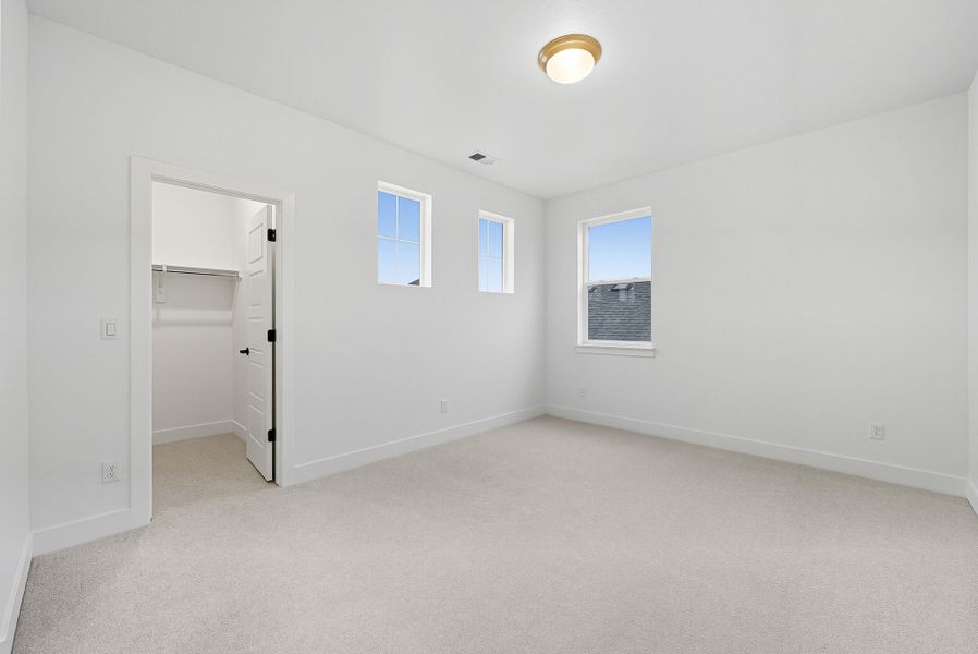 Spacious, unfurnished interior of a new home in Trailstone, Arvada (Image 22).