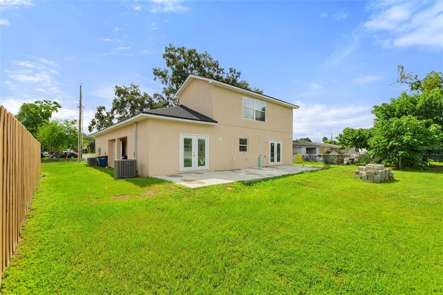 Front exterior of a new home in , Bartow, FL, highlighting curb appeal (Image 27).