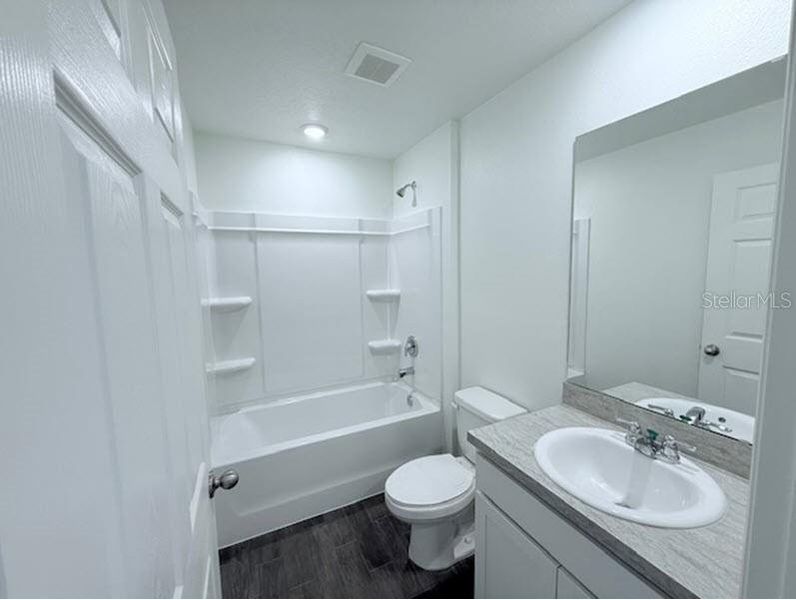 Furnished interior view inside a new home in Palm Coast, Palm Coast (Image 6).